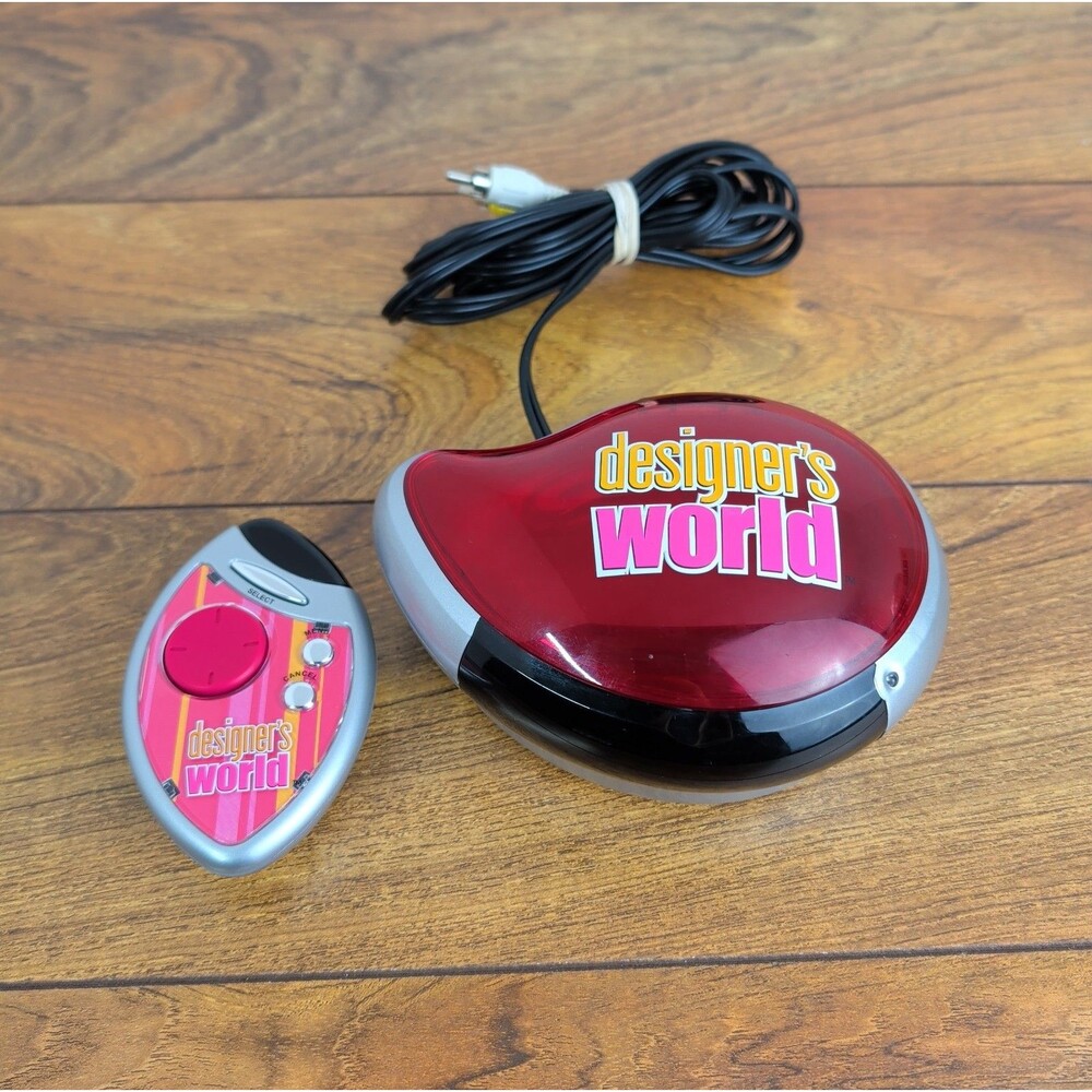 Tiger Designer’s World Electronic Interactive Video Game w/ Controller Working